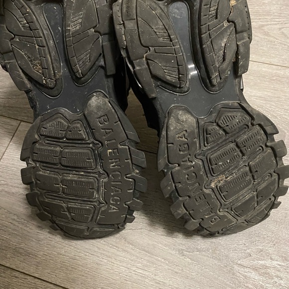 Balenciagas tracks size 10 eu44 don’t want them no more trying to get more - Picture 2 of 8